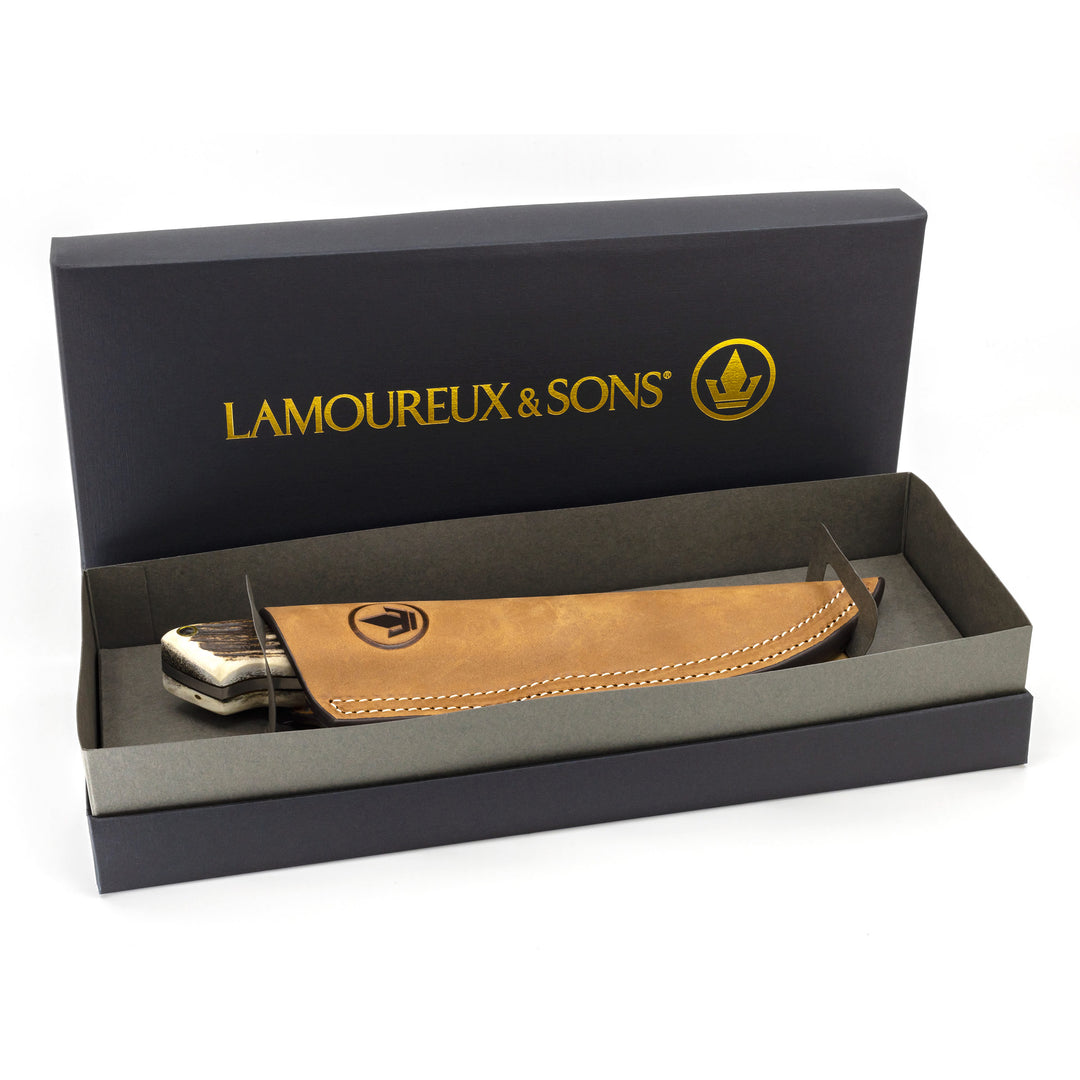 Schefferville hunting knife (deer antler)